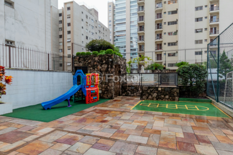 Image 16 - 1015706