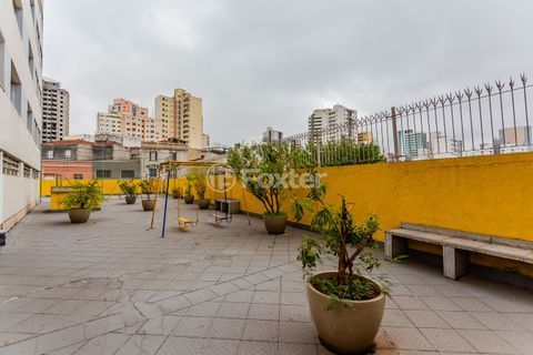 Image 23 - 745178