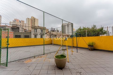 Image 25 - 745178