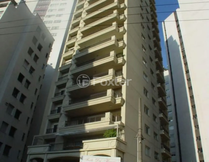 Image 35 - 916538
