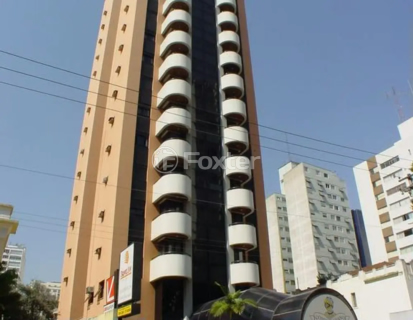 Image 8 - 995446