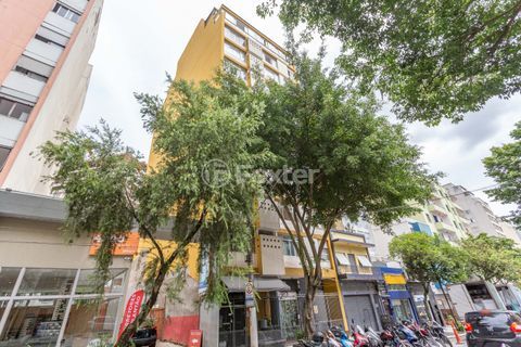 Image 16 - 1037351
