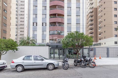 Image 24 - 1014396