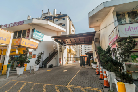 Image 27 - 160306