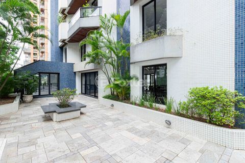 Image 70 - 1040239