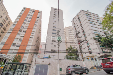 Image 44 - 692495