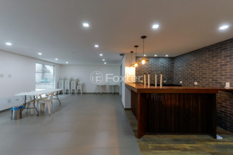 Image 44 - 1016344