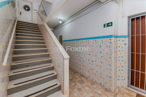 Image 38 - 337499