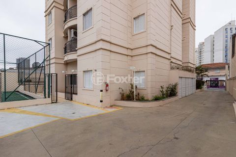Image 33 - 1013744
