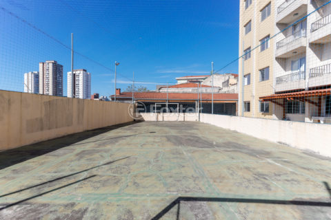 Image 33 - 1015682