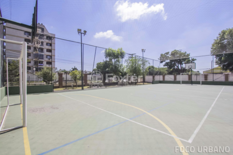 Image 7 - 1015897
