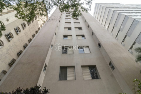 Image 10 - 1035215