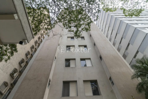 Image 11 - 1035215