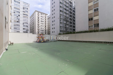 Image 17 - 1035215