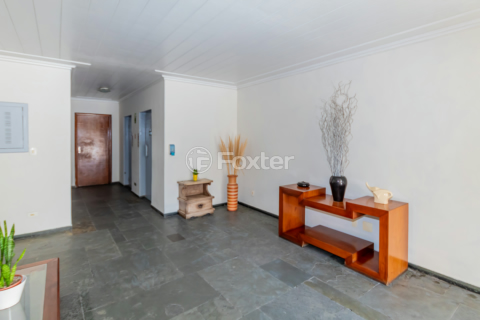 Image 31 - 895841