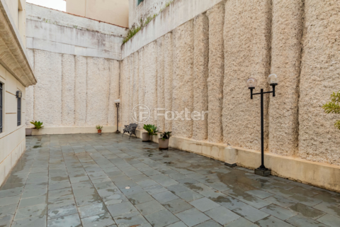 Image 34 - 944768