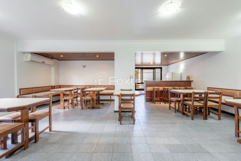 Image 33 - 992064