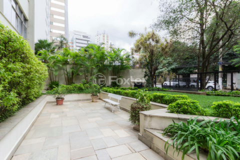 Image 32 - 1013003