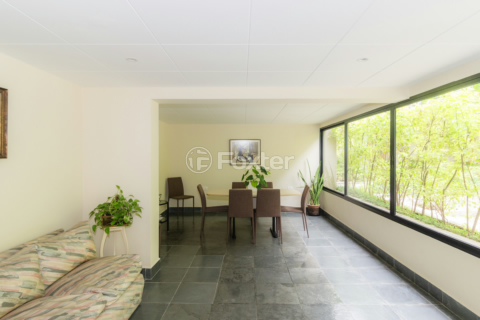 Image 38 - 1013003
