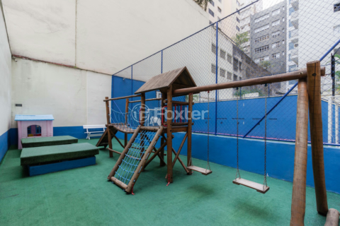 Image 40 - 1013003