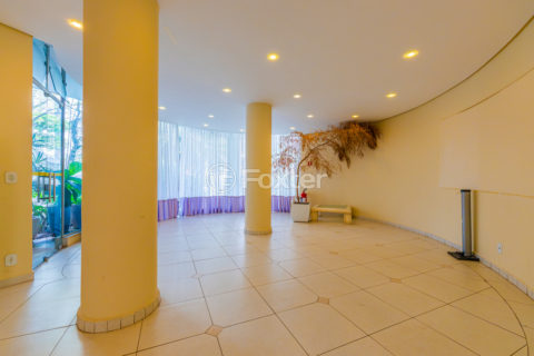 Image 33 - 1028542