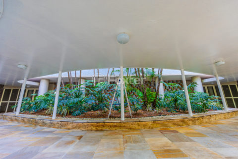 Image 34 - 1028542
