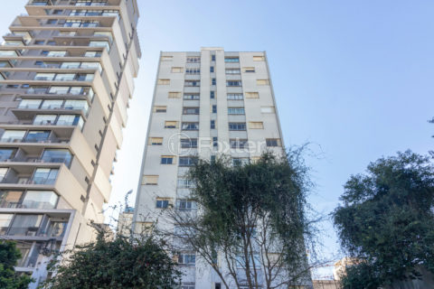 Image 44 - 1009599