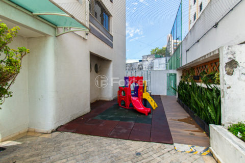 Image 33 - 1021499
