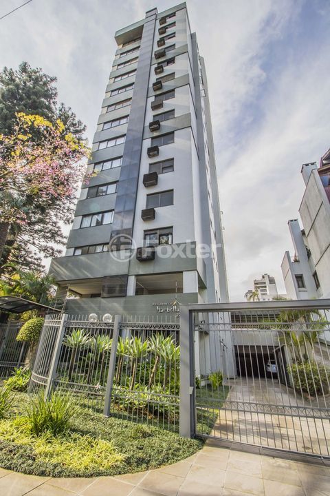 Image 19 - 1019419