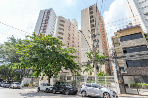 Image 27 - 1009011