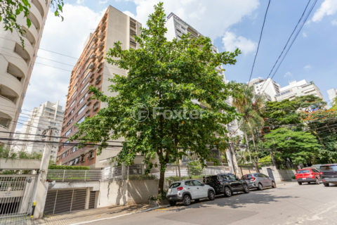 Image 46 - 1009011