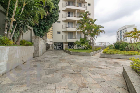 Image 68 - 923577