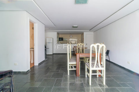 Image 2 - 1019857