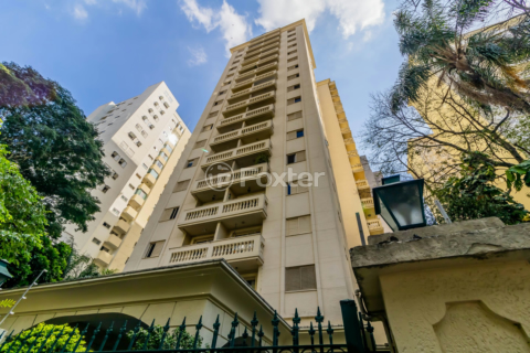 Image 30 - 1037436