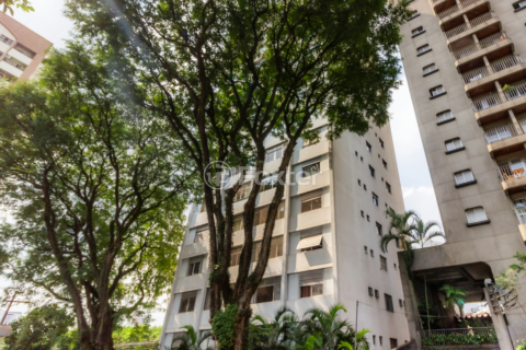 Image 26 - 703632