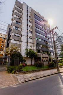 Image 39 - 1028700