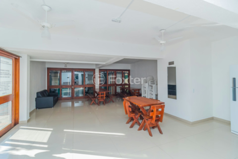 Image 33 - 1003739