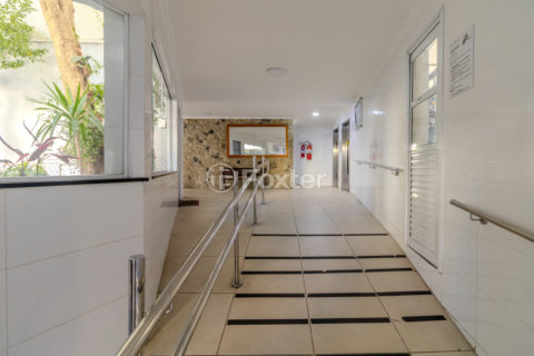 Image 33 - 1016545