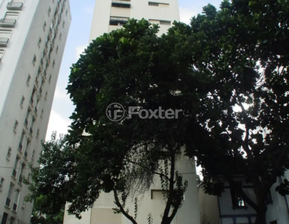 Image 11 - 874323