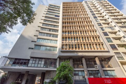 Image 73 - 923761