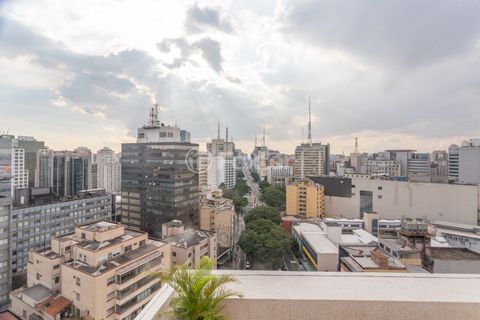 Image 85 - 923761