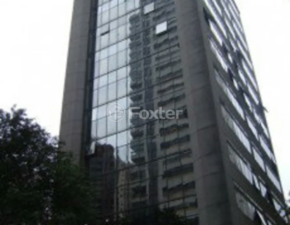 Image 8 - 1037404