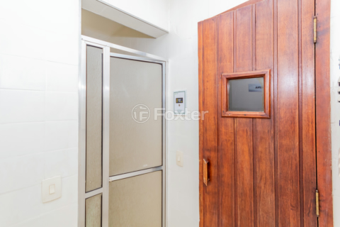 Image 41 - 932557