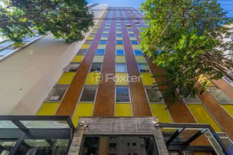Image 32 - 989303