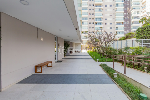 Image 44 - 1032514