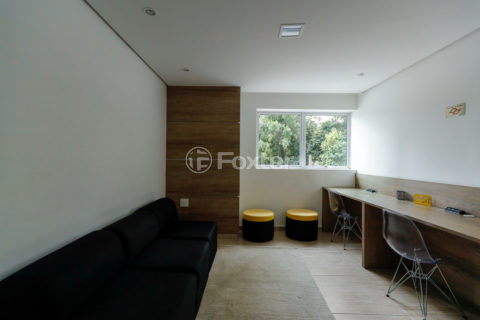 Image 35 - 1016106