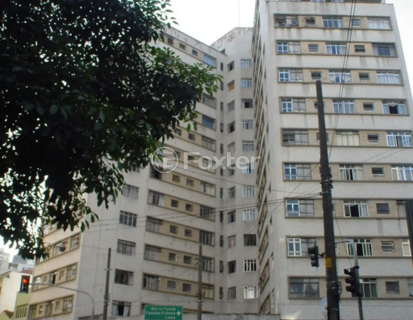 Image 27 - 918737