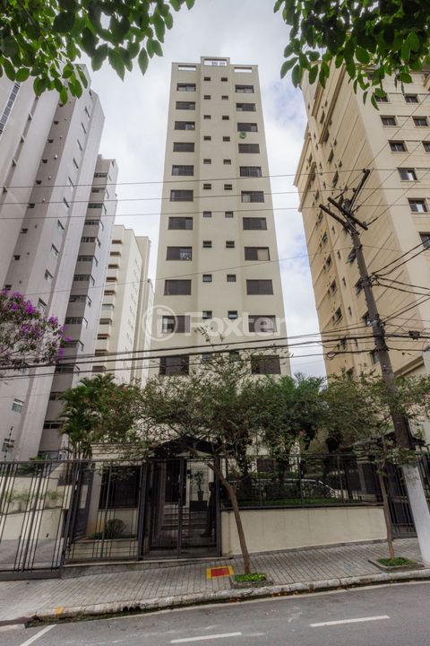 Image 29 - 887891