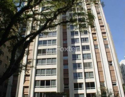 Image 27 - 1025820