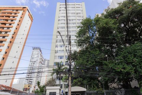 Image 35 - 879123